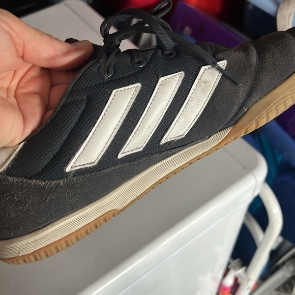 Men’s Adidas Indoor Soccer Shoe - Picture 5 of 8